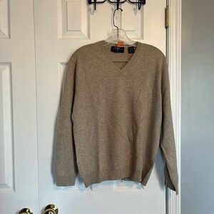 Tan V-Neck Cashmere Sweater with Classic Knit Design